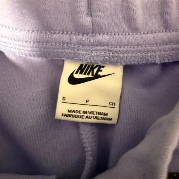 Men’s purple Nike tech pants size small - Picture 3 of 3